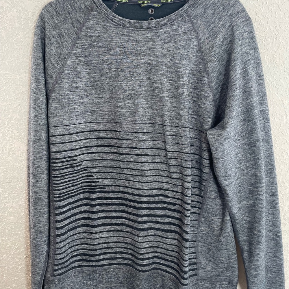Brooks Men's L Running Sweater Gray Vented Pullover Long Sleeve Wool Blend